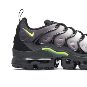 Nike Air VaporMax Plus
"Black Volt"